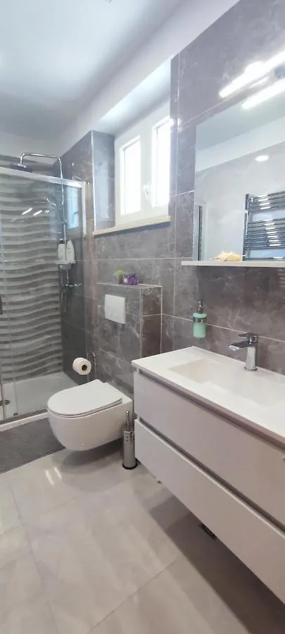 Garden Apartment Dina With Free Parking Split